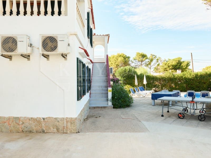 4 Zimmer Villa zu verkaufen in Cala Blanca mit Pool Garage - 849.000 € (Ref: 10161220)