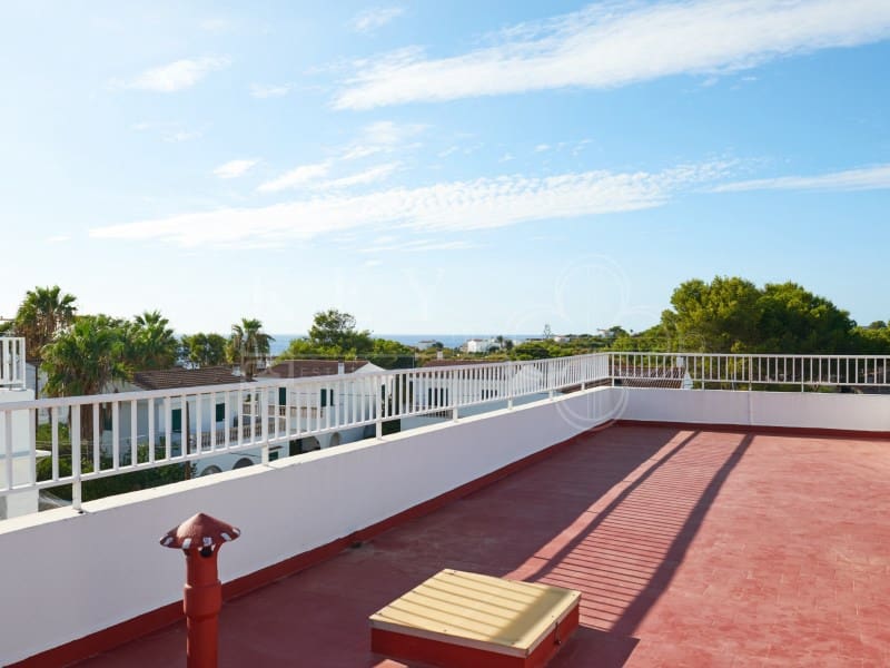 4 Zimmer Villa zu verkaufen in Cala Blanca mit Pool Garage - 849.000 € (Ref: 10161220)