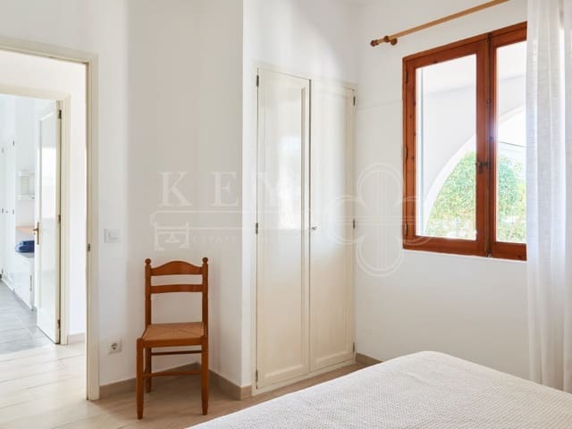 4 Zimmer Villa zu verkaufen in Cala Blanca, Ciutadella de Menorca mit Pool Garage - 849.000 € (Ref: 10161220)