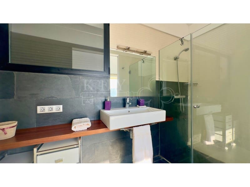 3 Zimmer Villa zu verkaufen in Cala Blanca mit Pool Garage - 890.000 € (Ref: 10161221)