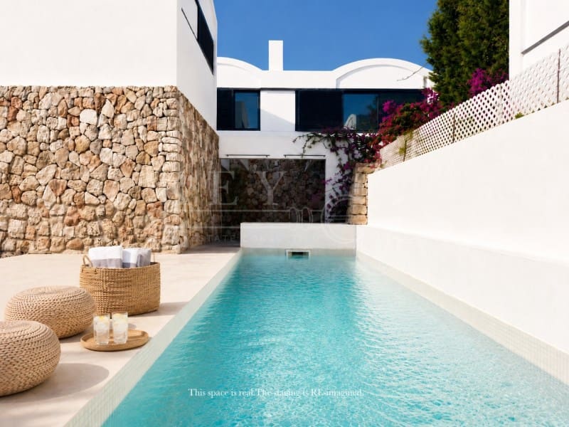 3 Zimmer Villa zu verkaufen in Cala Blanca mit Pool Garage - 890.000 € (Ref: 10161221)
