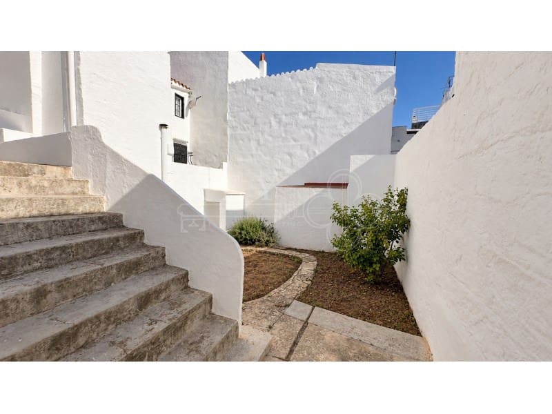 5 soveværelse Byhus til salg i Ciutadella de Menorca - € 590.000 (Ref: 10162888)