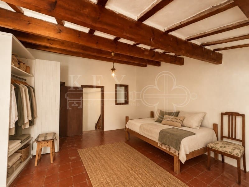 5 soveværelse Byhus til salg i Ciutadella de Menorca - € 590.000 (Ref: 10162888)