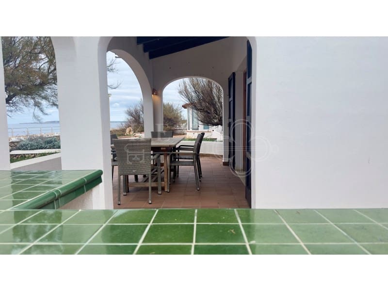 3 bedroom Villa for sale in Cap d'Artruix with pool - € 850,000 (Ref: 10166609)