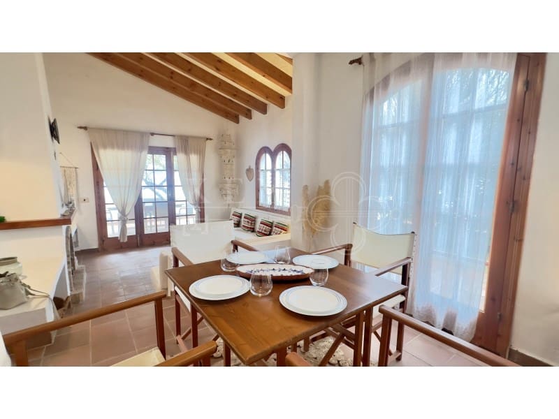 3 bedroom Villa for sale in Cap d'Artruix with pool - € 850,000 (Ref: 10166609)