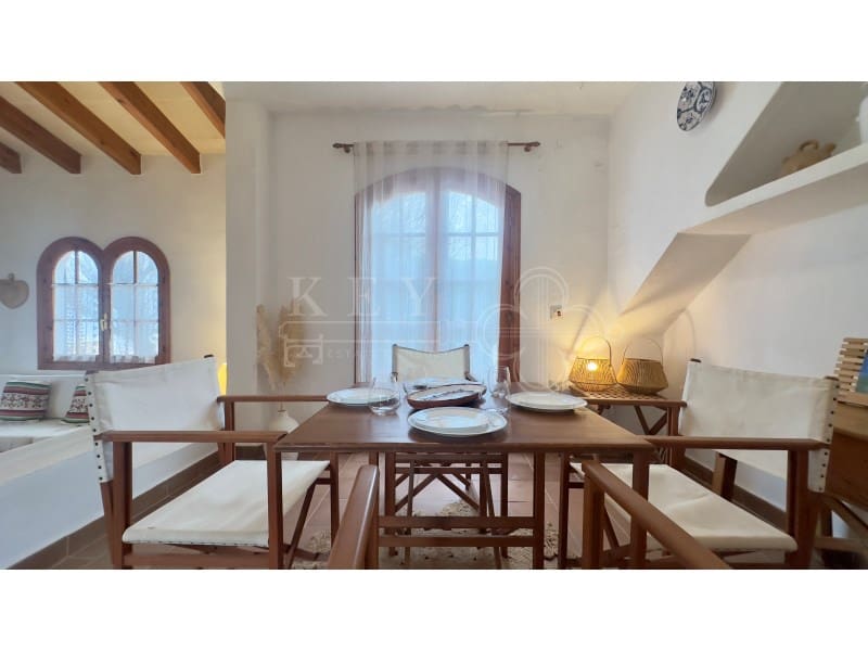 3 bedroom Villa for sale in Cap d'Artruix with pool - € 850,000 (Ref: 10166609)