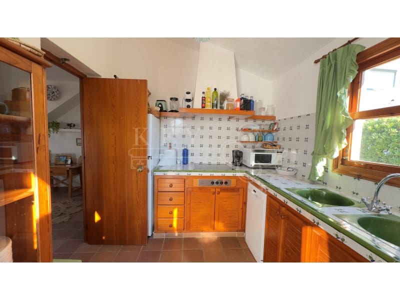 3 bedroom Villa for sale in Cap d'Artruix with pool - € 850,000 (Ref: 10166609)