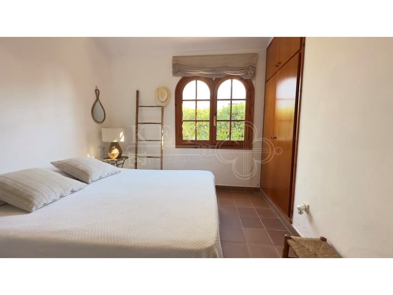 3 bedroom Villa for sale in Cap d'Artruix with pool - € 850,000 (Ref: 10166609)
