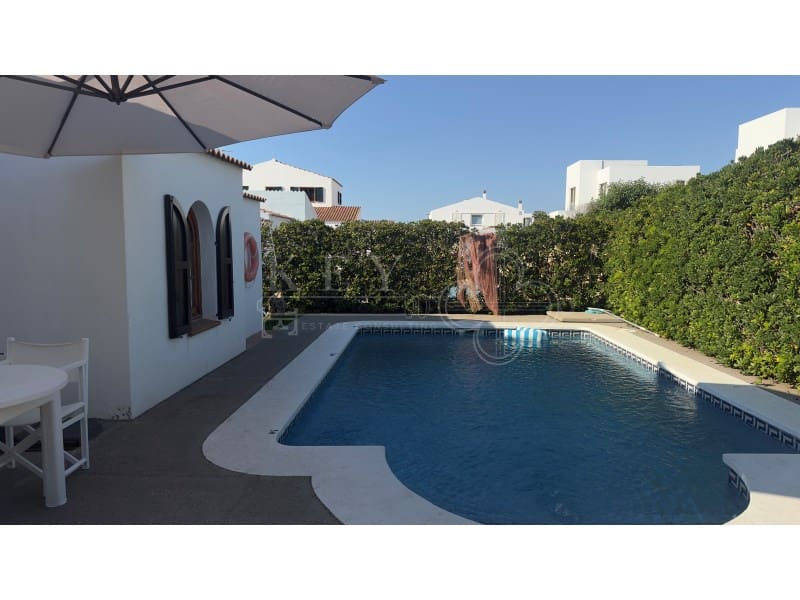 3 bedroom Villa for sale in Cap d'Artruix with pool - € 850,000 (Ref: 10166609)