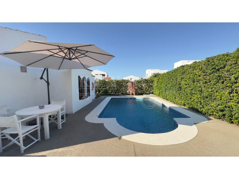 3 bedroom Villa for sale in Cap d'Artruix with pool - € 850,000 (Ref: 10166609)
