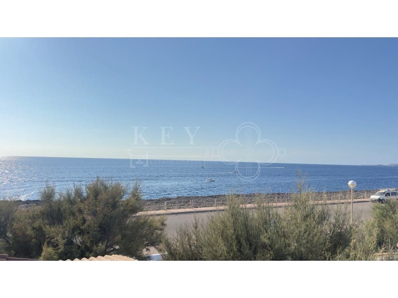 3 bedroom Villa for sale in Cap d'Artruix with pool - € 850,000 (Ref: 10166609)