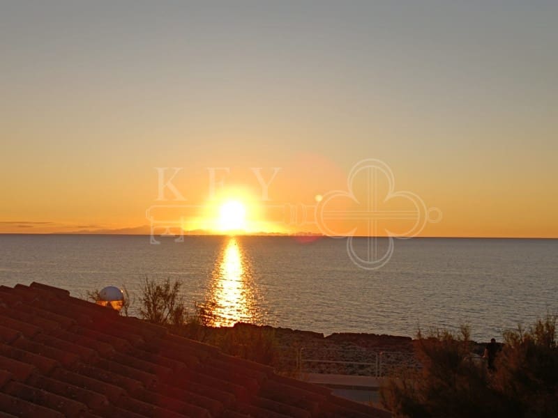 3 bedroom Villa for sale in Cap d'Artruix with pool - € 850,000 (Ref: 10166609)