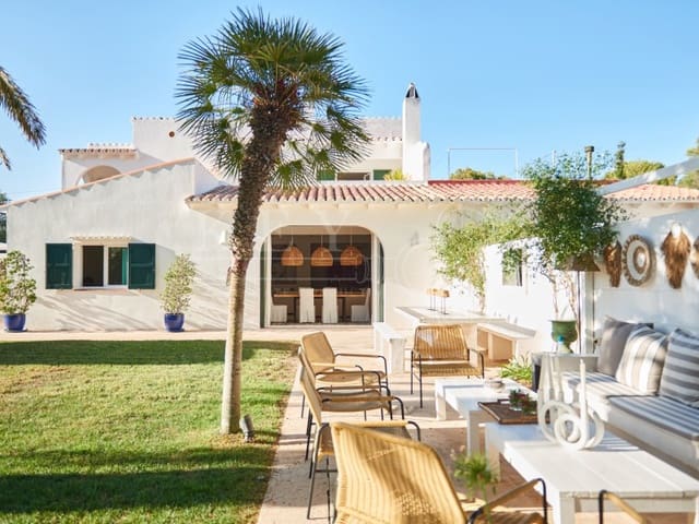7 soveværelse Villa til salg i Trebaluger, Es Castell med swimmingpool garage - € 1.780.000 (Ref: 10168440)