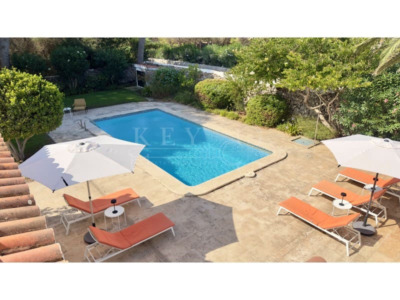 7 soveværelse Villa til salg i Trebaluger med swimmingpool garage - € 1.780.000 (Ref: 10168440)