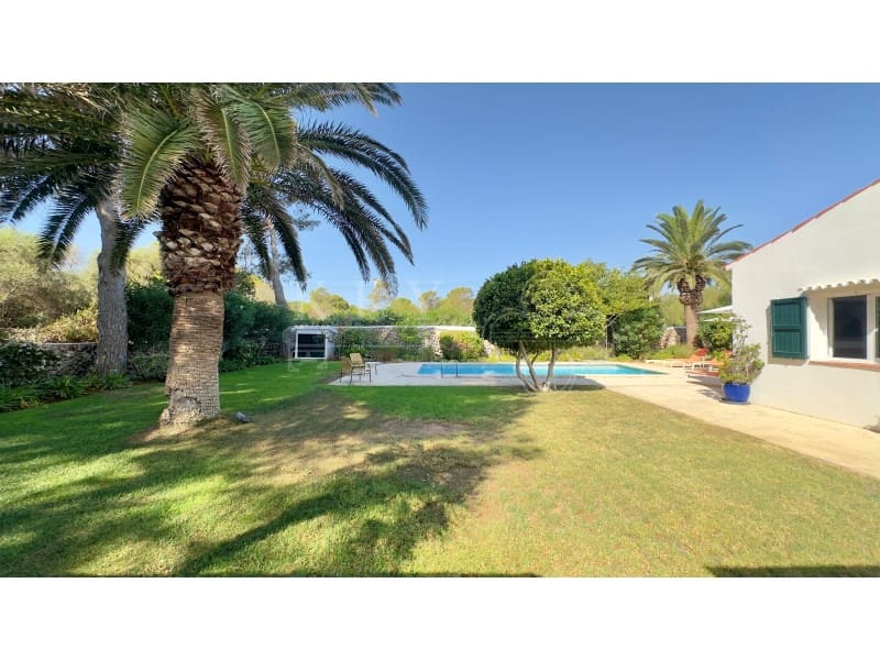 7 soveværelse Villa til salg i Trebaluger med swimmingpool garage - € 1.780.000 (Ref: 10168440)