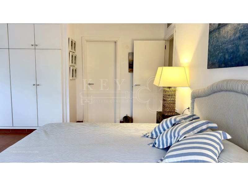 2 soverom Leilighet til salgs i Ciutadella de Menorca med svømmebasseng garasje - € 650 000 (Ref: 10168441)