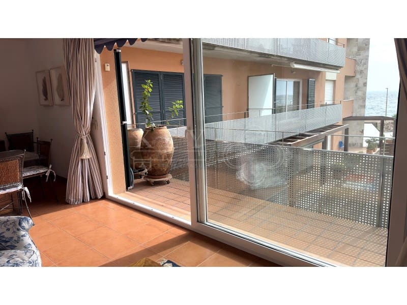 2 soverom Leilighet til salgs i Ciutadella de Menorca med svømmebasseng garasje - € 650 000 (Ref: 10168441)