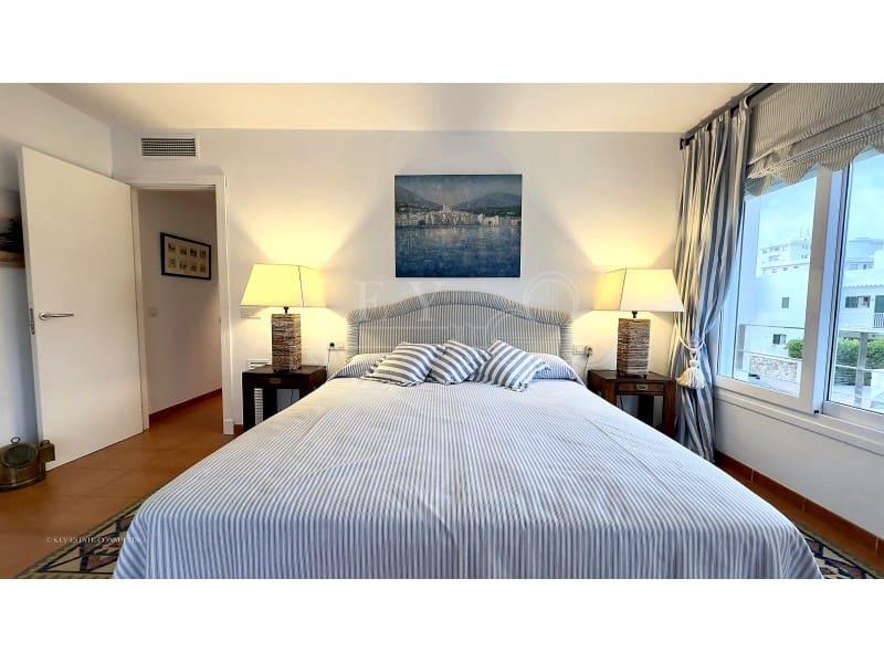 2 soverom Leilighet til salgs i Ciutadella de Menorca med svømmebasseng garasje - € 650 000 (Ref: 10168441)