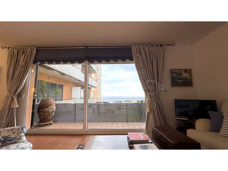 2 soverom Leilighet til salgs i Ciutadella de Menorca med svømmebasseng garasje - € 650 000 (Ref: 10168441)