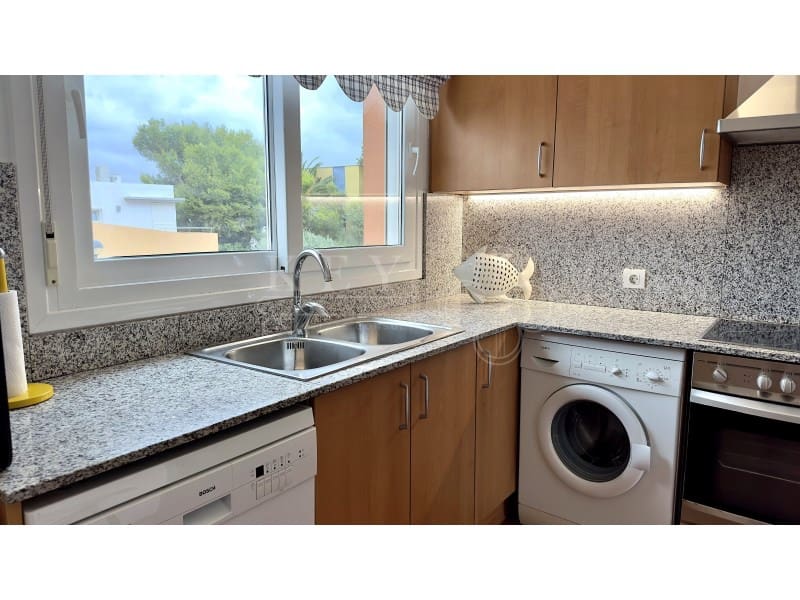 2 soverom Leilighet til salgs i Ciutadella de Menorca med svømmebasseng garasje - € 650 000 (Ref: 10168441)