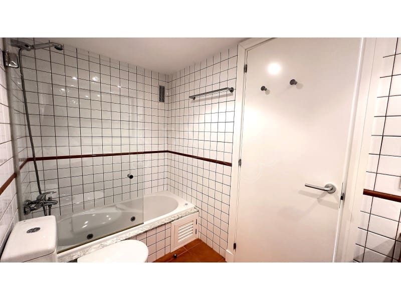 2 soverom Leilighet til salgs i Ciutadella de Menorca med svømmebasseng garasje - € 650 000 (Ref: 10168441)