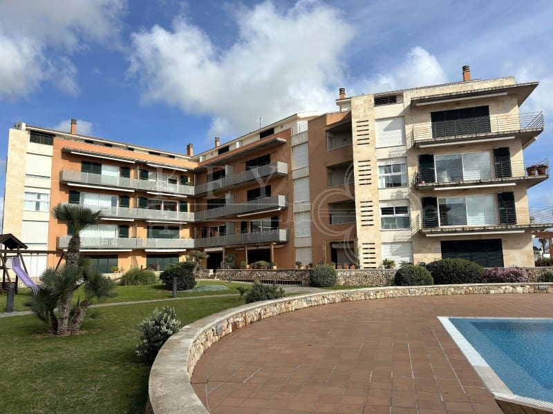 2 soverom Leilighet til salgs i Ciutadella de Menorca med svømmebasseng garasje - € 650 000 (Ref: 10168441)
