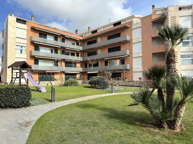 2 soverom Leilighet til salgs i Ciutadella de Menorca med svømmebasseng garasje - € 650 000 (Ref: 10168441)