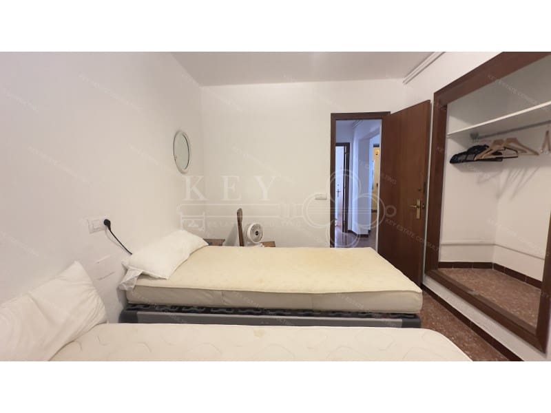 5 soveværelse Villa til salg i Cala Blanca med garage - € 630.000 (Ref: 10168442)
