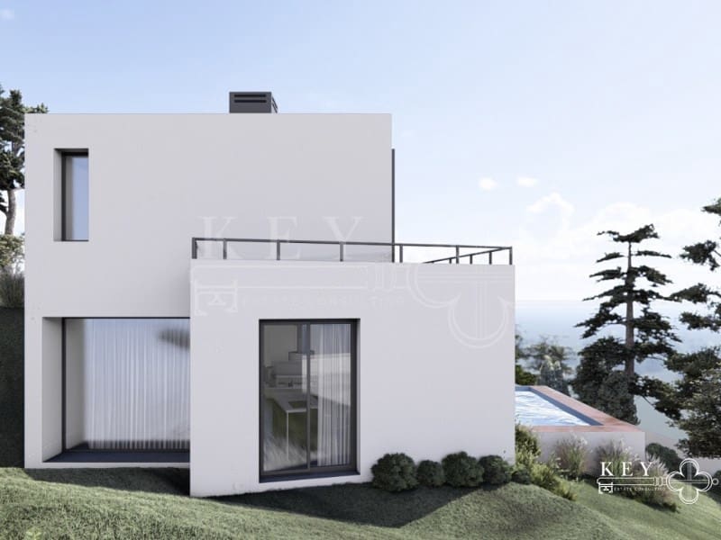 4 soveværelse Villa til salg i Cala Llonga med swimmingpool - € 895.000 (Ref: 10168444)