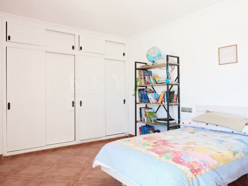 5 soverom Villa til salgs i Cala'n Blanes med svømmebasseng garasje - € 895 000 (Ref: 10168446)