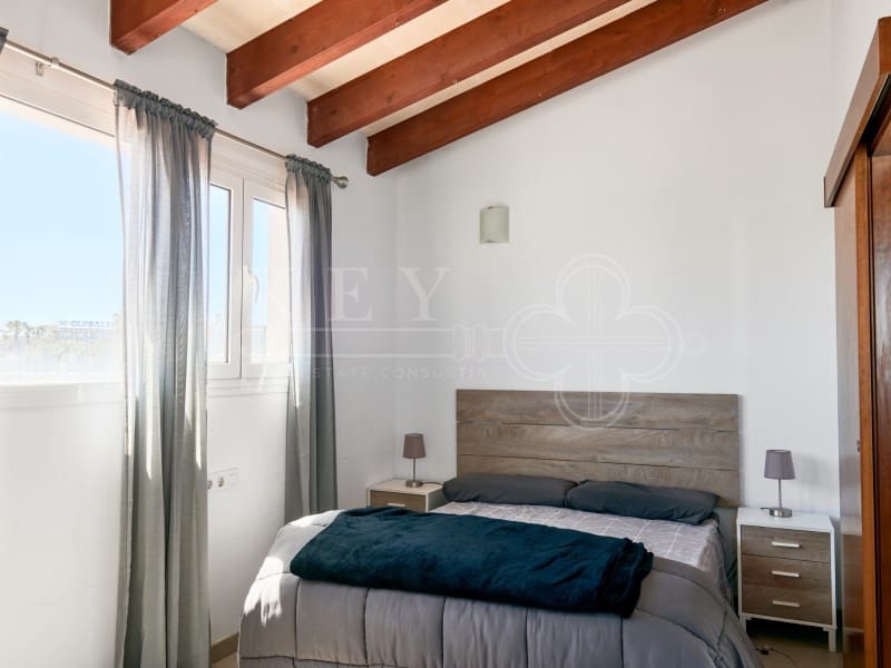 5 soverom Villa til salgs i Cala'n Blanes med svømmebasseng garasje - € 895 000 (Ref: 10168446)