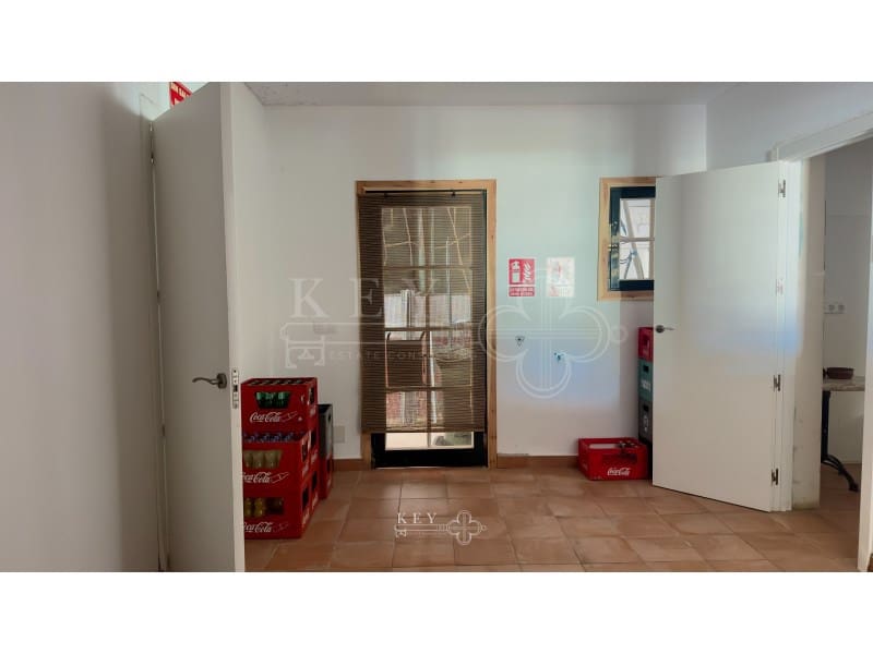 Comercial para arrendar em Ciutadella de Menorca - 3 000 € (Ref: 10168448)