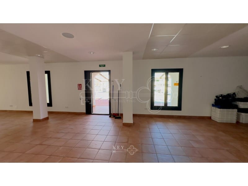 Comercial para arrendar em Ciutadella de Menorca - 3 000 € (Ref: 10168448)