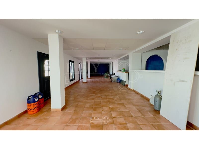 Comercial para arrendar em Ciutadella de Menorca - 3 000 € (Ref: 10168448)