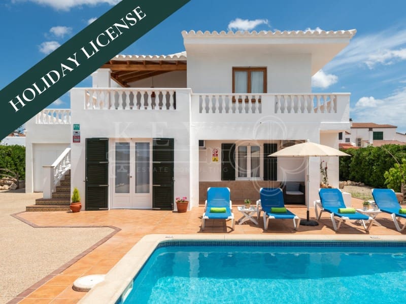 4 soverom Villa til salgs i Cala Blanca med svømmebasseng - € 1 260 000 (Ref: 10168449)
