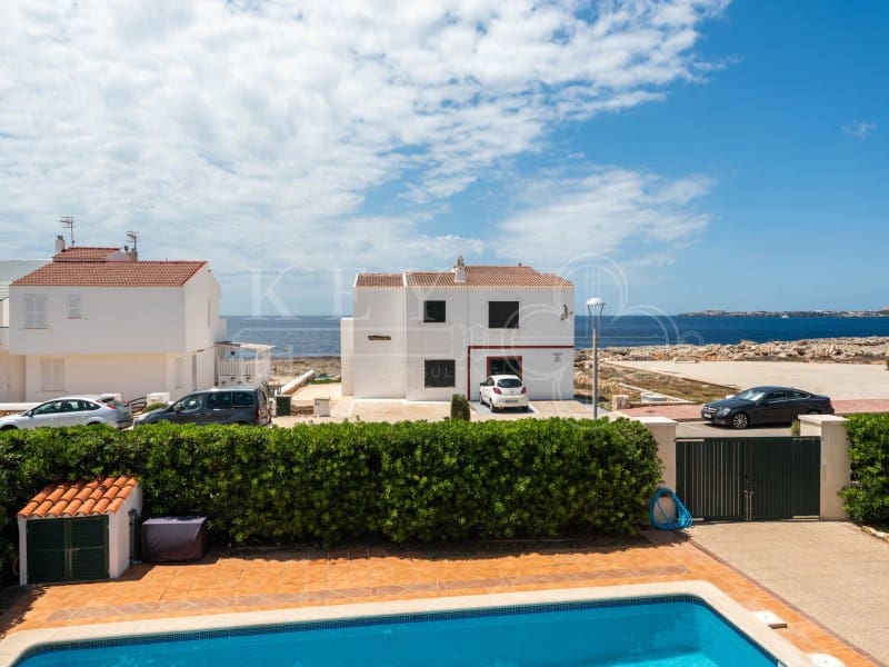 4 soverom Villa til salgs i Cala Blanca med svømmebasseng - € 1 260 000 (Ref: 10168449)