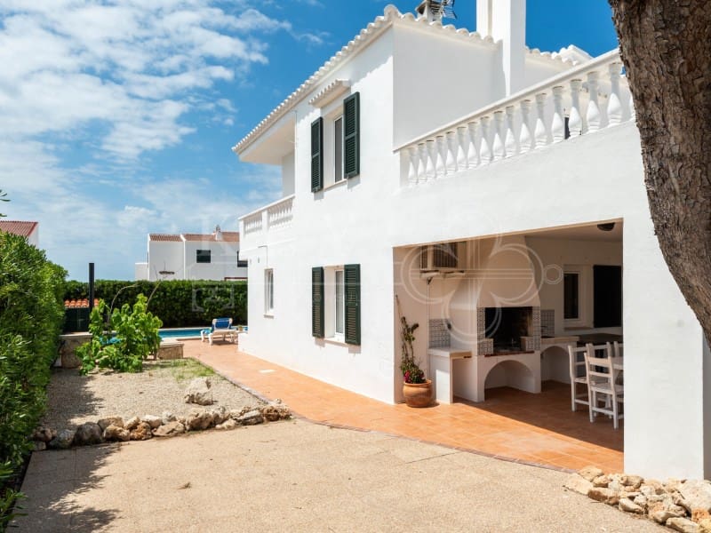 4 soverom Villa til salgs i Cala Blanca med svømmebasseng - € 1 260 000 (Ref: 10168449)