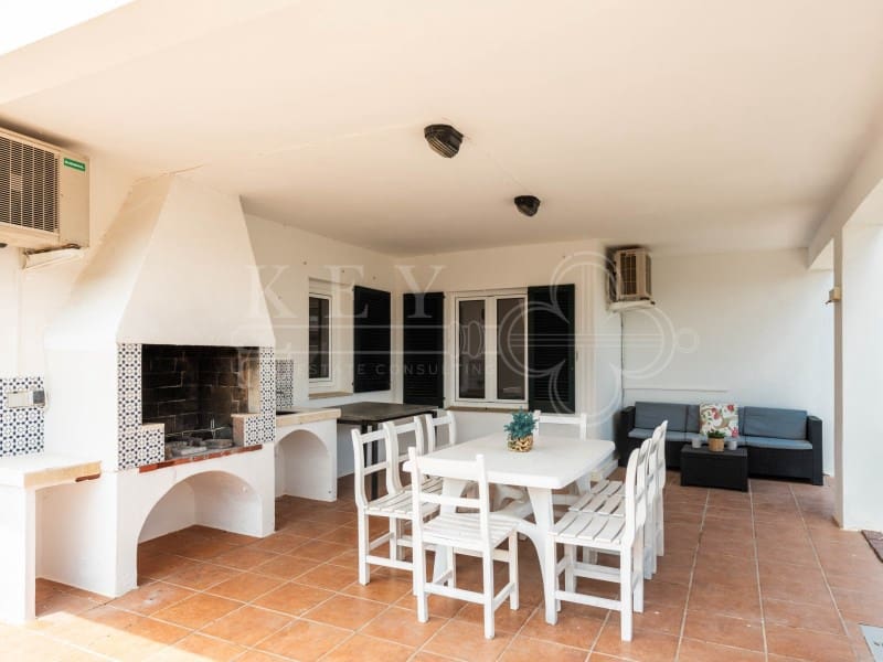 4 soverom Villa til salgs i Cala Blanca med svømmebasseng - € 1 260 000 (Ref: 10168449)