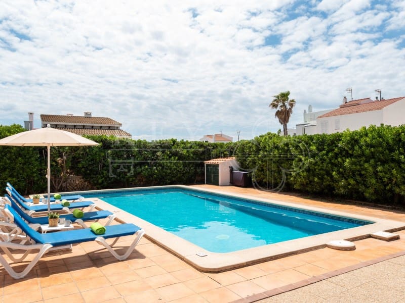 4 soverom Villa til salgs i Cala Blanca med svømmebasseng - € 1 260 000 (Ref: 10168449)