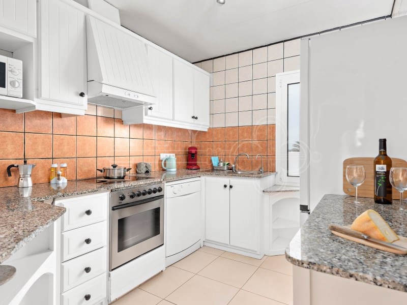 4 soverom Villa til salgs i Cala Blanca med svømmebasseng - € 1 260 000 (Ref: 10168449)
