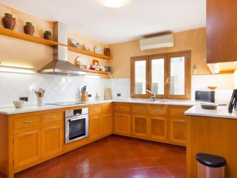 4 soverom Villa til salgs i Cala en Brut med svømmebasseng garasje - € 1 500 000 (Ref: 10168452)