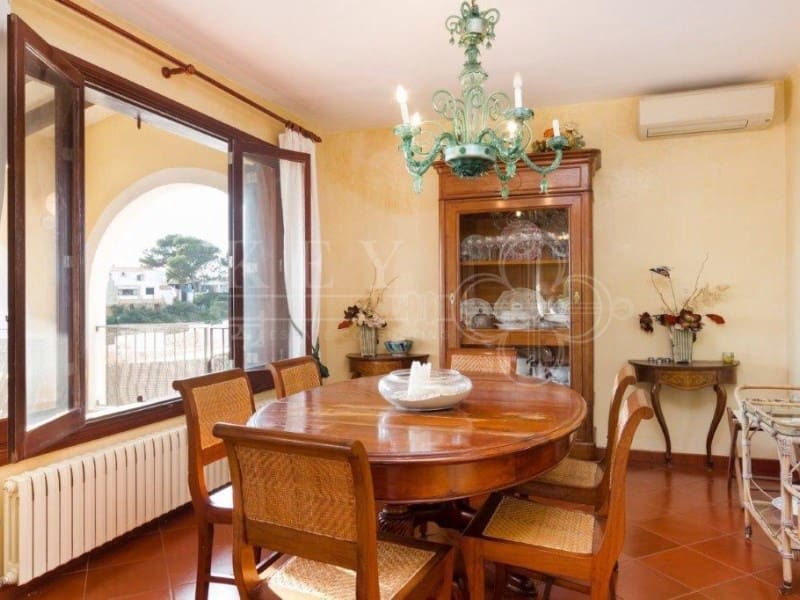 4 soverom Villa til salgs i Cala en Brut med svømmebasseng garasje - € 1 500 000 (Ref: 10168452)