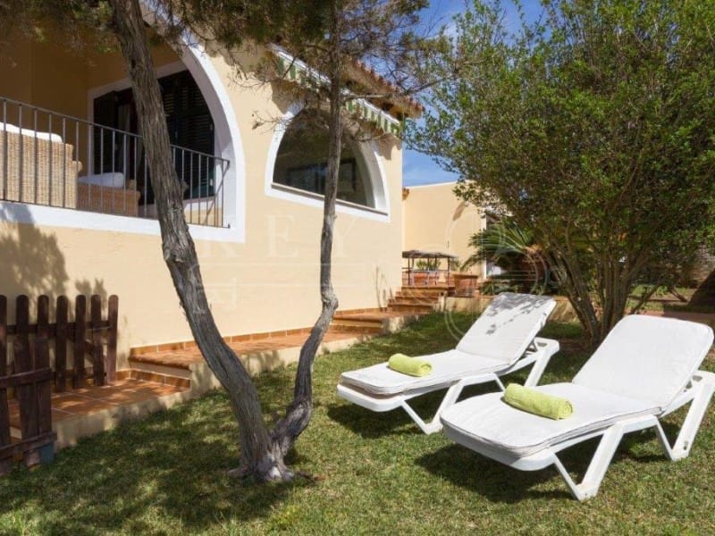 4 soverom Villa til salgs i Cala en Brut med svømmebasseng garasje - € 1 500 000 (Ref: 10168452)