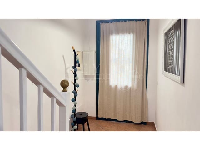 4 slaapkamer Huis te koop in Ciutadella, Ciutadella de Menorca - € 585.000 (Ref: 10168461)