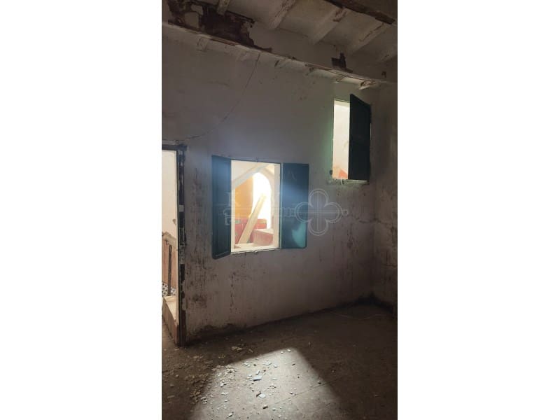 3 slaapkamer Huis te koop in Ciutadella de Menorca - € 260.000 (Ref: 10168462)