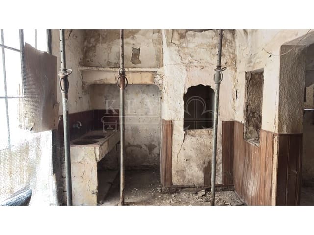 3 slaapkamer Huis te koop in Ciutadella, Ciutadella de Menorca - € 260.000 (Ref: 10168462)