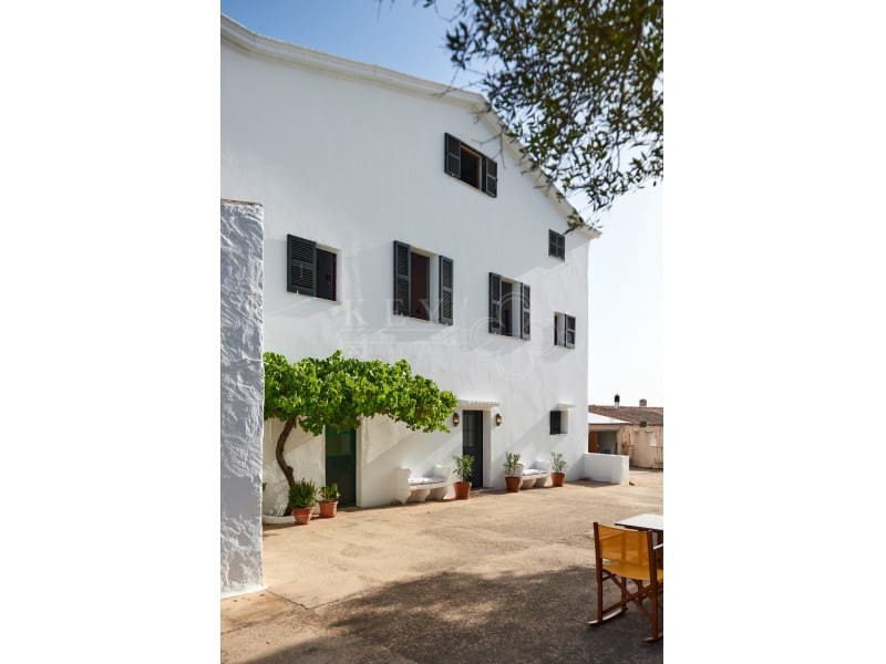Finca/Casa Rural de 5 habitaciones en Ciutadella de Menorca en venta con piscina garaje - 2.250.000 € (Ref: 10168464)