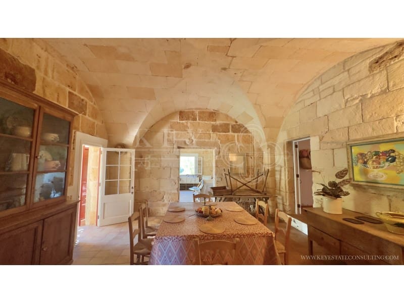 5 soverom Finca/Herregård til salgs i Cala Blanca - € 1 350 000 (Ref: 10168465)