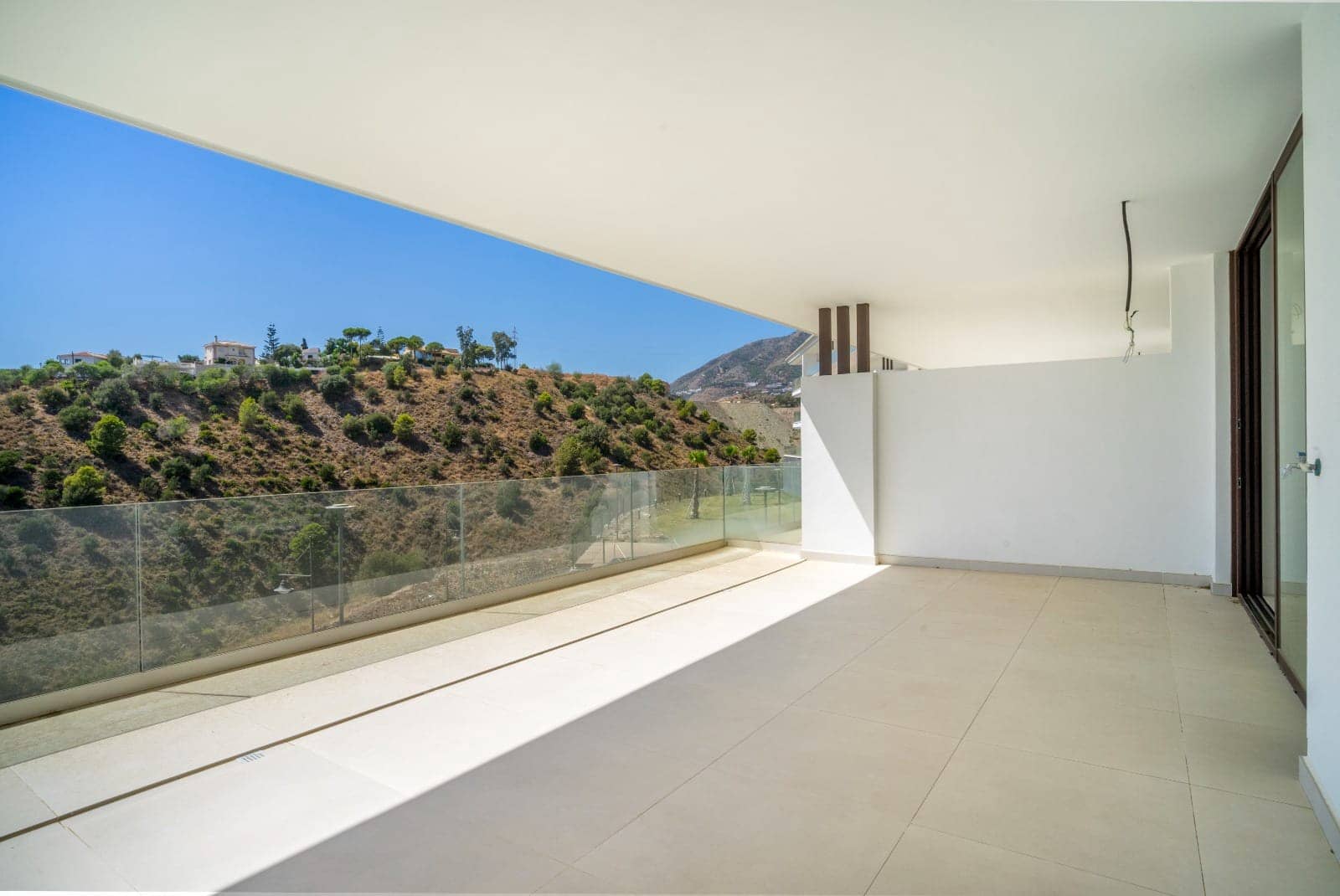 2 soverom Leilighet til salgs i Fuengirola med svømmebasseng garasje - € 499 000 (Ref: 10103437)