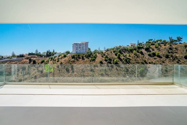 2 soverom Leilighet til salgs i Torreblanca, Fuengirola med svømmebasseng garasje - € 499 000 (Ref: 10103437)